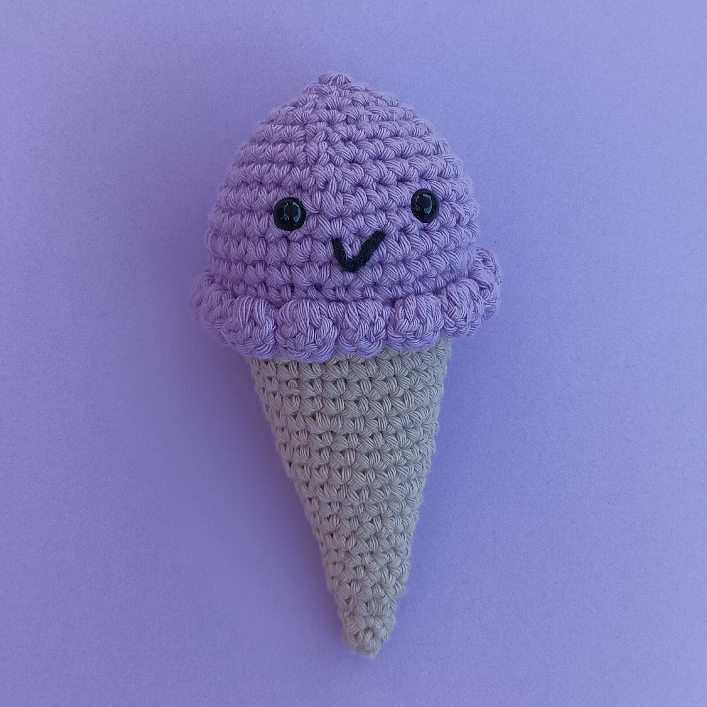 Amigurumi - Gelado (Lilás) - Disponível por encomenda